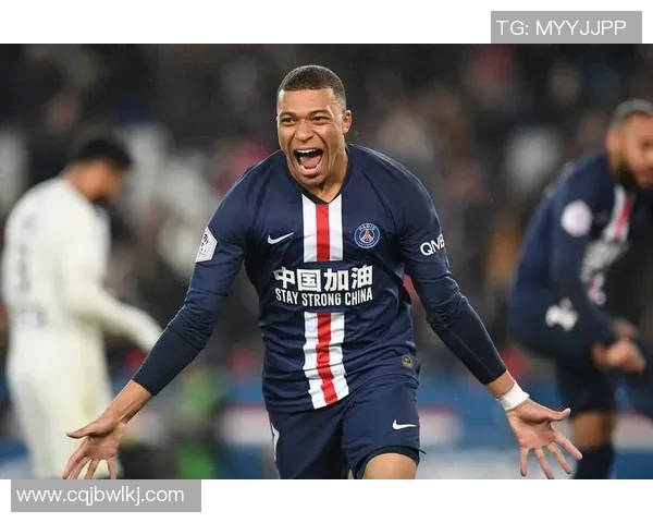 斯特堡与布尔格的激烈对决展现足球魅力与战术智慧